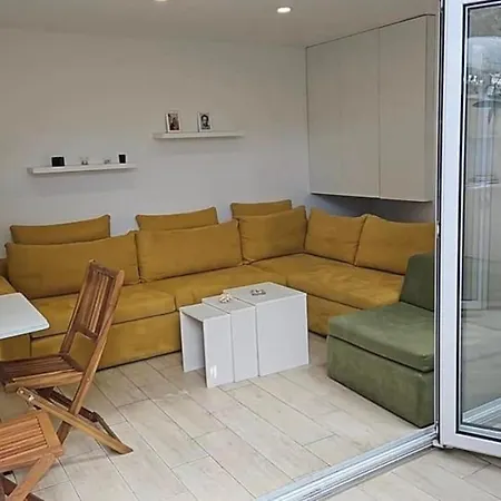 Adria Sea Apartment *